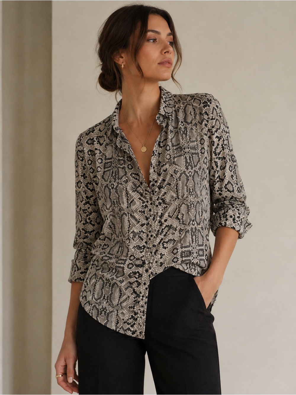 Equipment Femme 100% Silk Snakeskin Print Blouse | Large